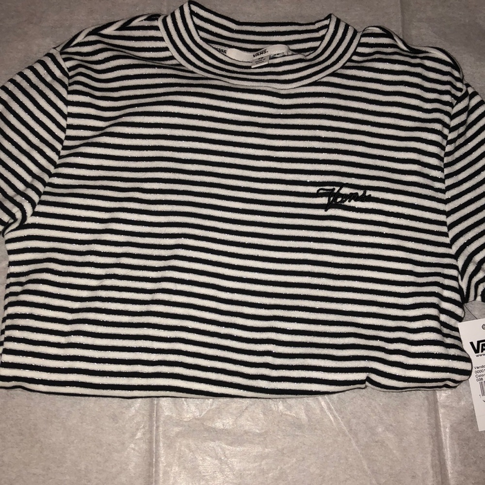 Vans stripped t-shirt😛